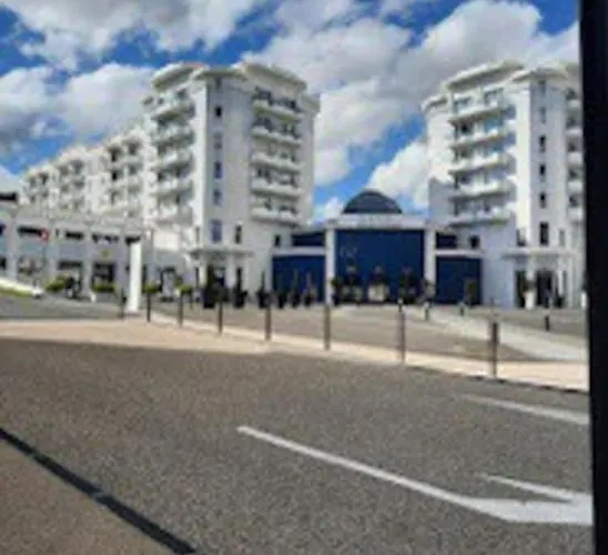 Au Coeur De Chatelguyon * Chatel-Guyon